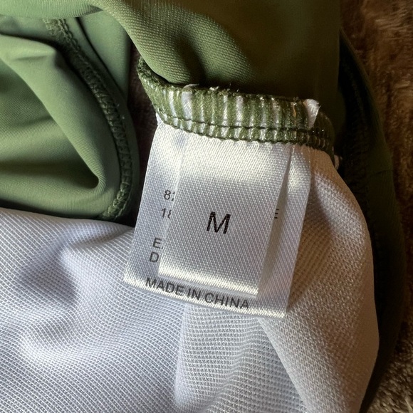 WOMANS 2 PIECE TANKINI - Picture 6 of 11